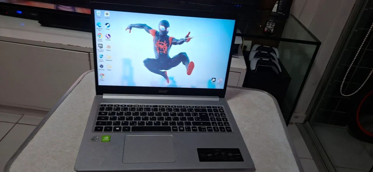 Acer Aspire 5 - Foto 2