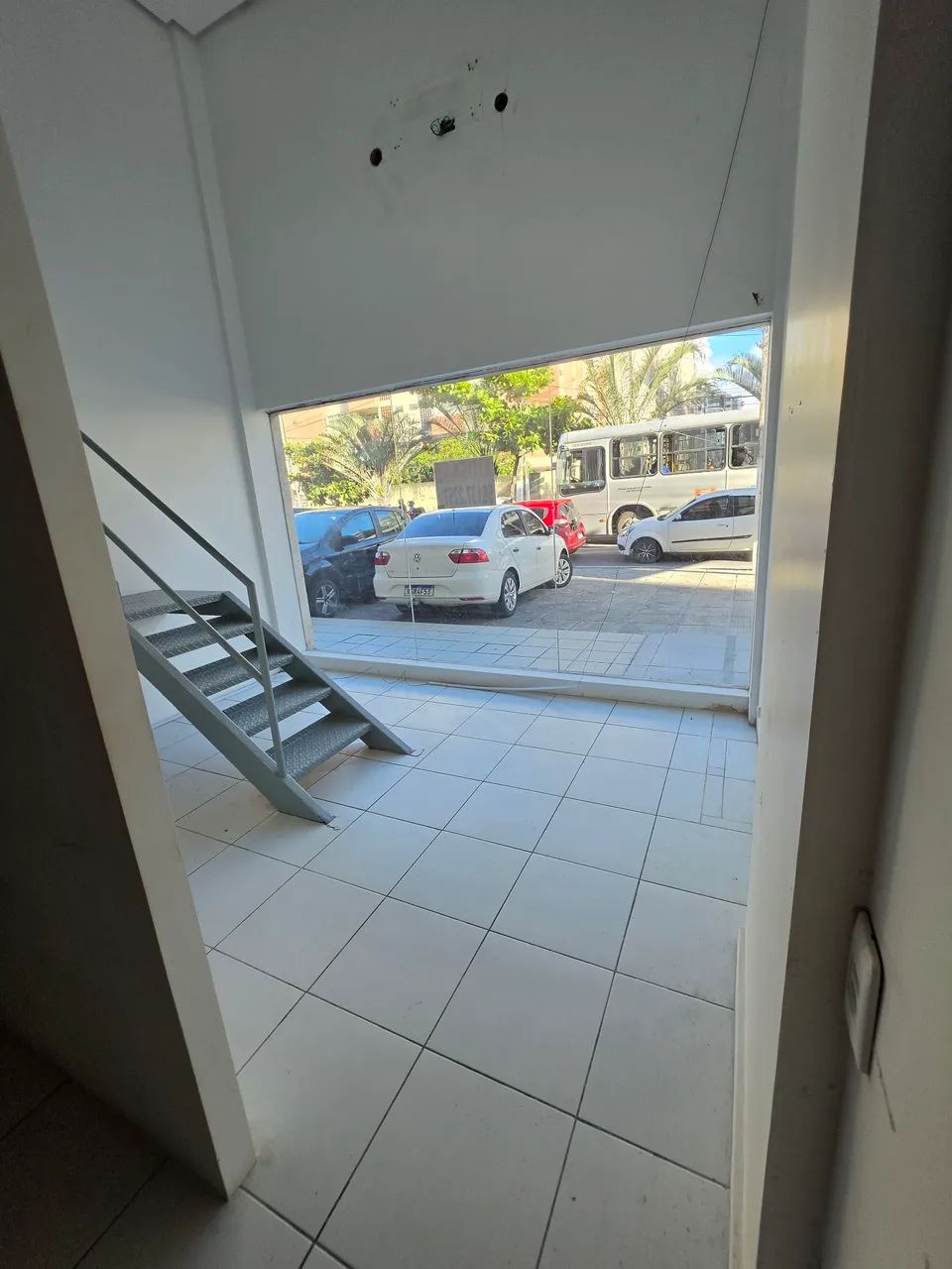 Aluga-se loja com excelente localização  - Foto 3