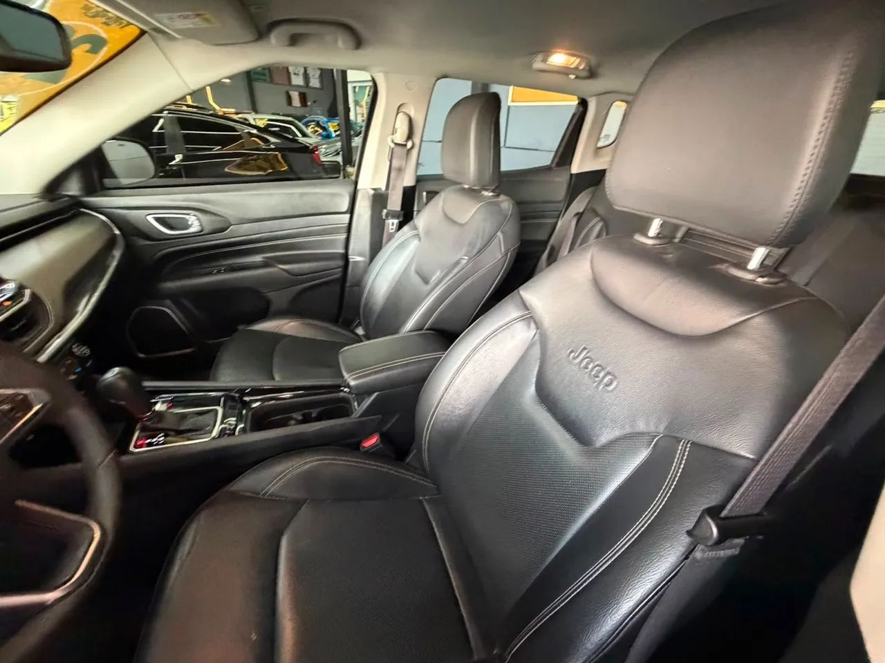 Jeep Compass LONG. T270 1.3 TB 4x2 Flex Aut., foto 19 de 20