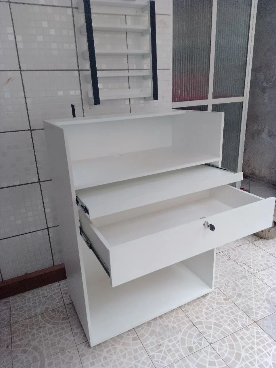 Balcão de Antendimento com Roldanas 