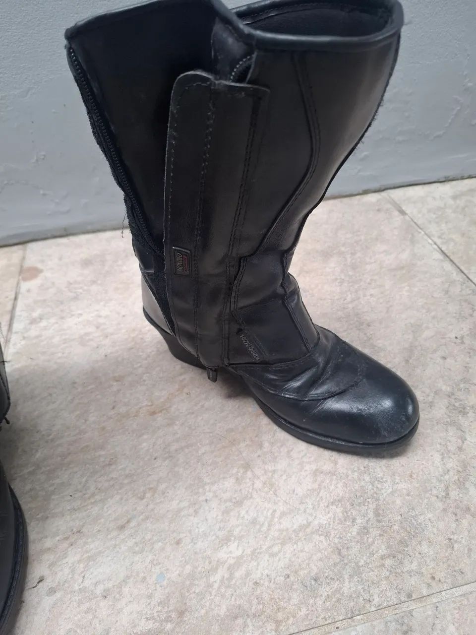 Bota impermeável feminina n.37 - Foto 3