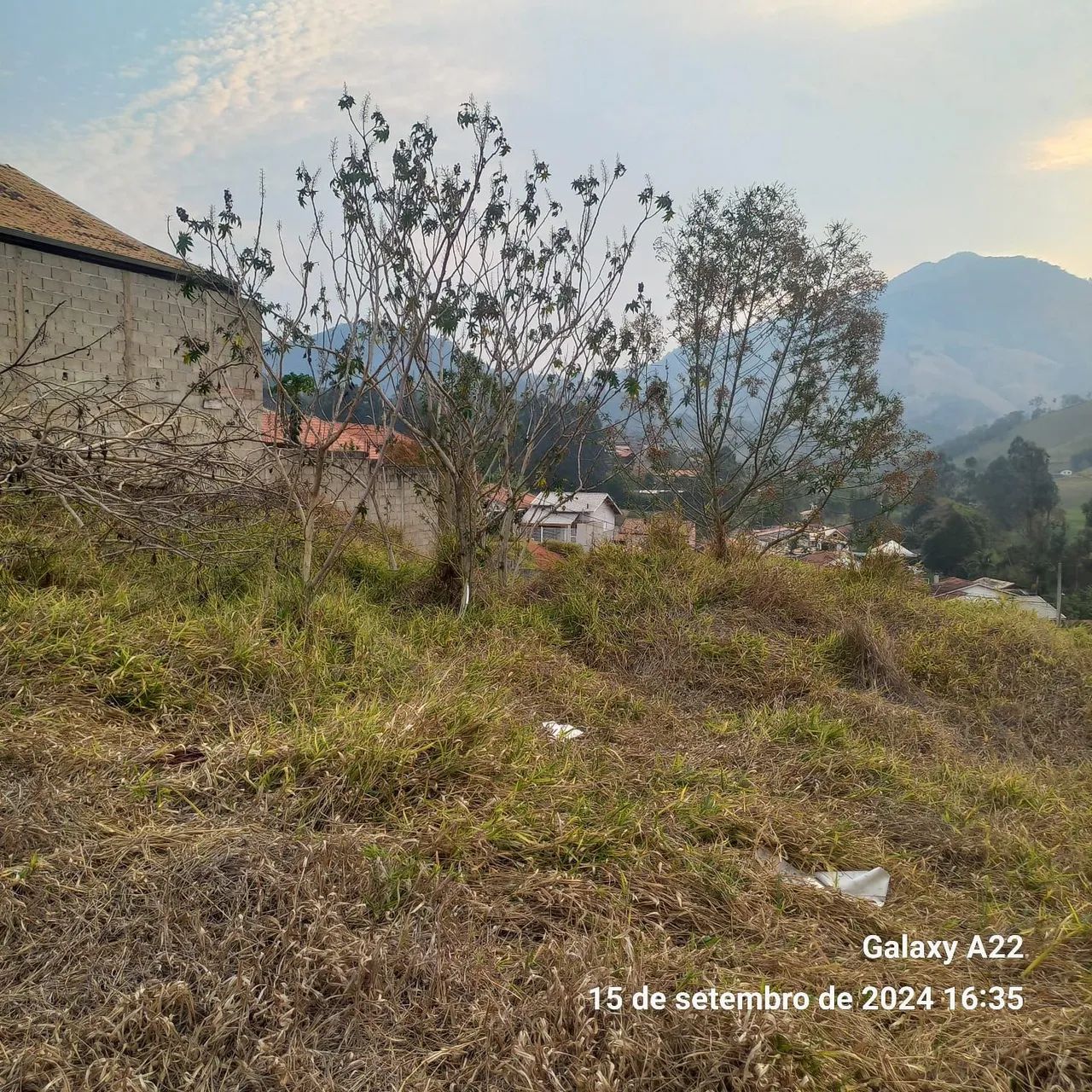 2 terrenos em Sapucaí mirim