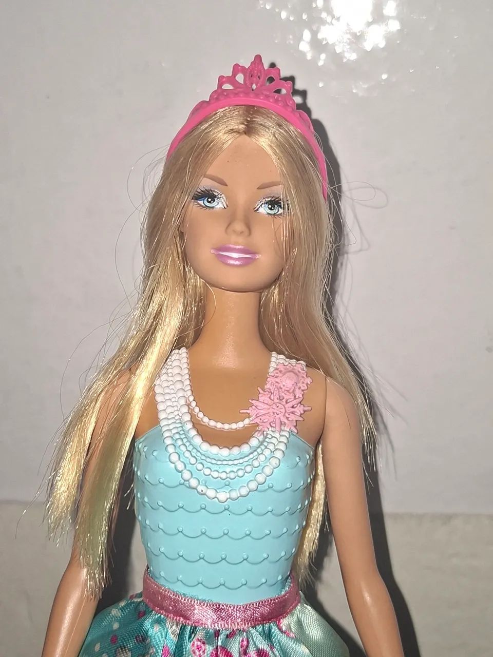 Vendo boneca  Barbie princesa  - Foto 2
