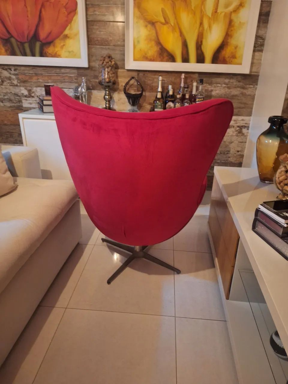 Poltrona egg giratória 