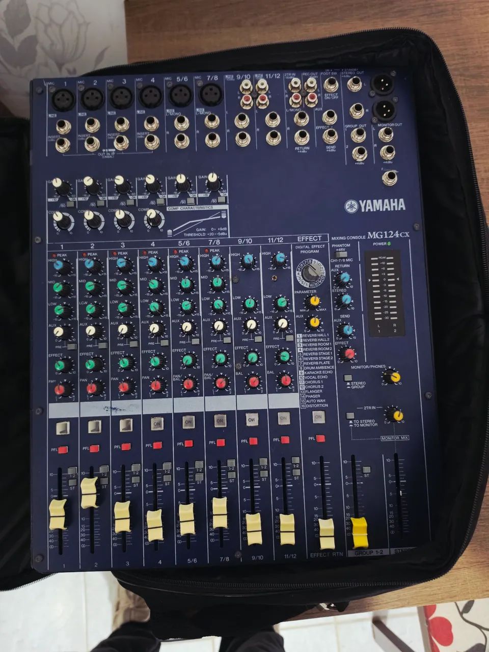 Mesa som yamaha MG124cx top