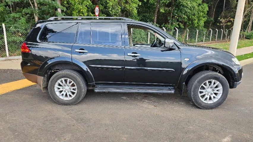 Mitsubishi Pajero 3.2 4X4 T.I. DIES. 5P AUT 2011