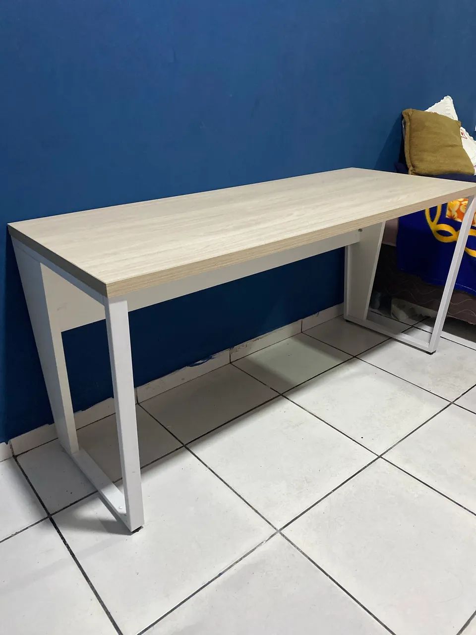 MESA YARIS PE TRAPÉZIO 1,50x0,60 - Foto 2