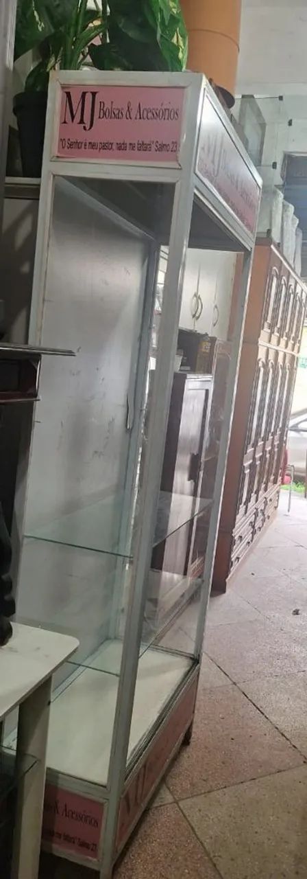 Vitrine com avaria   - Foto 4
