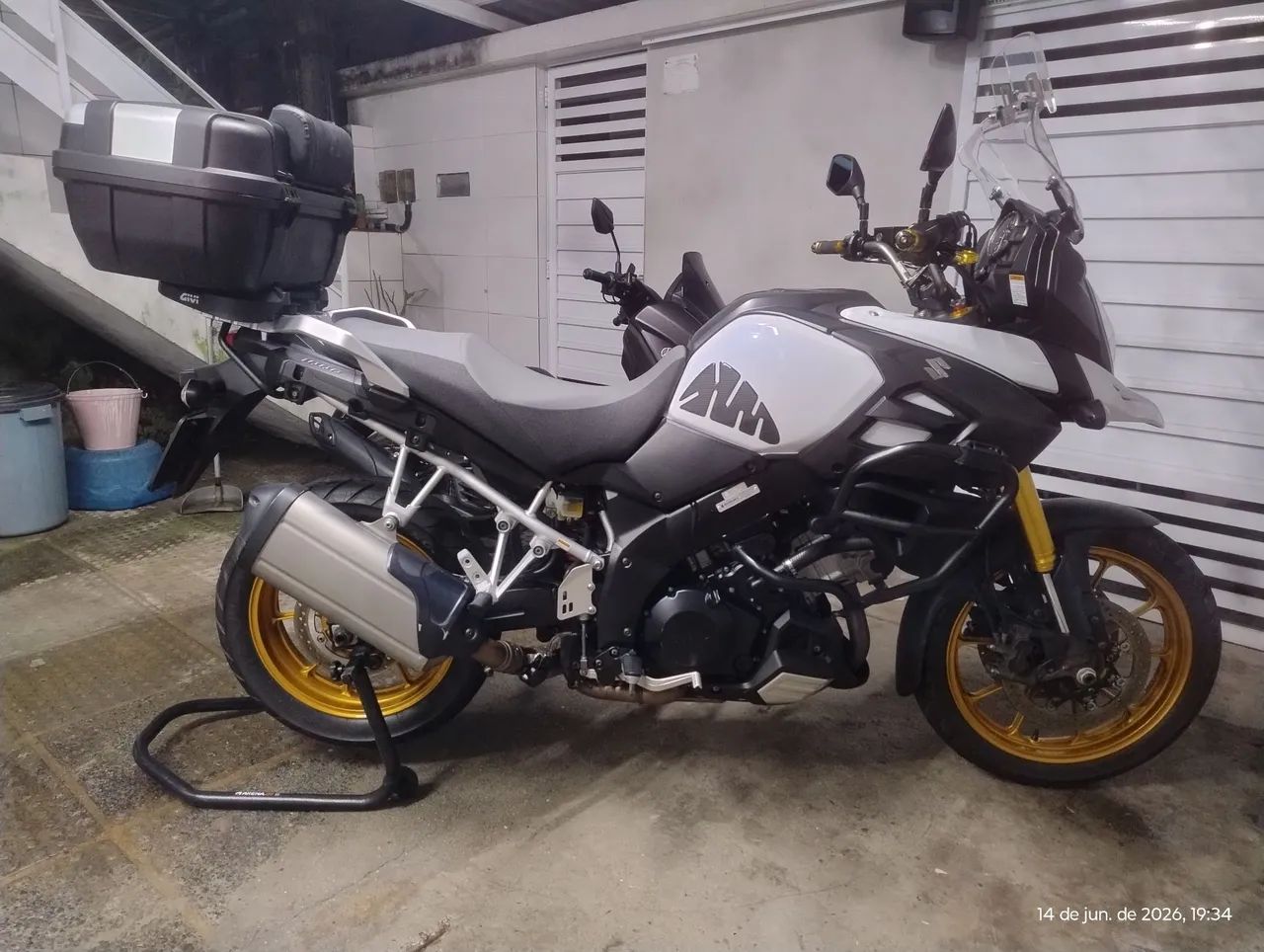 V strom 1000 - Foto 2