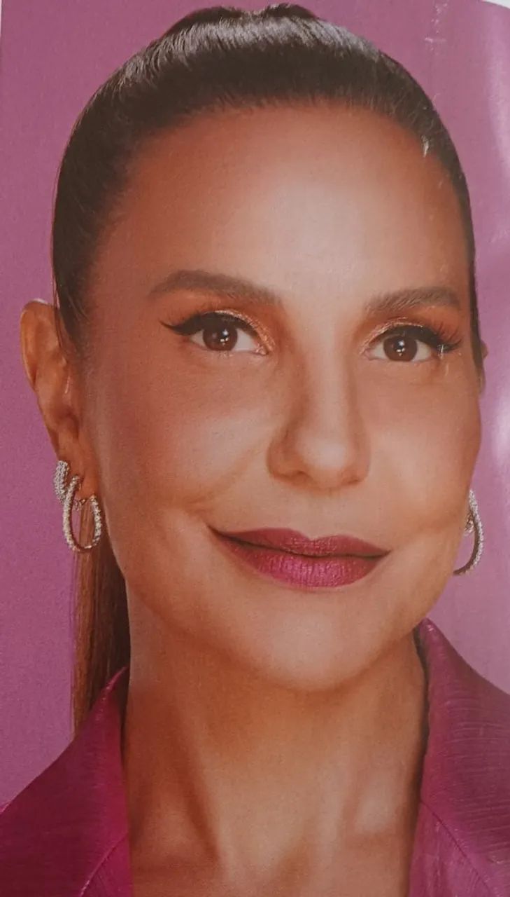 Batom matte Power stay Avon com glitter  - Foto 4