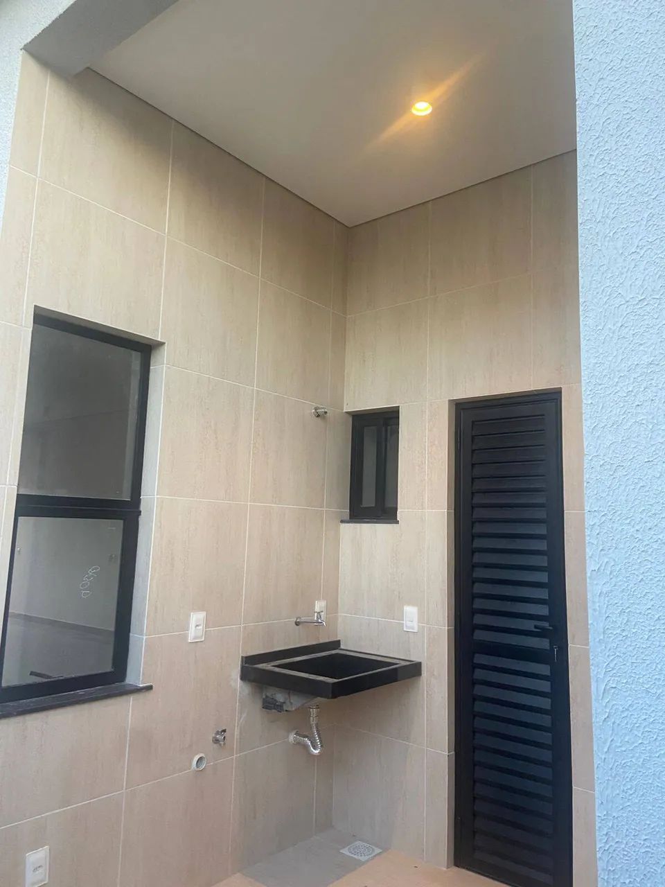 CASA PLANA PRÓXIMO A PRAÇA REF: 4706 - Foto 4