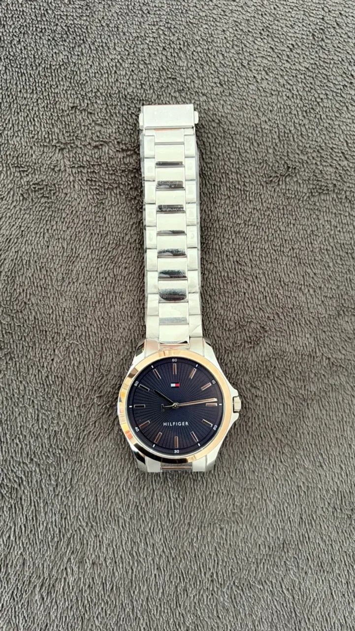 Relógio Tommy Hilfiger em aço  - Foto 4