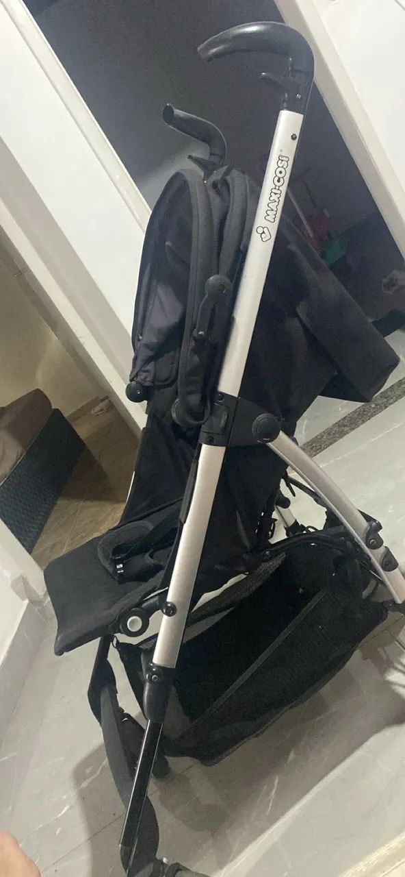 CARRINHO MAXI COSI - EM PERFEITO ESTADO  - Foto 4