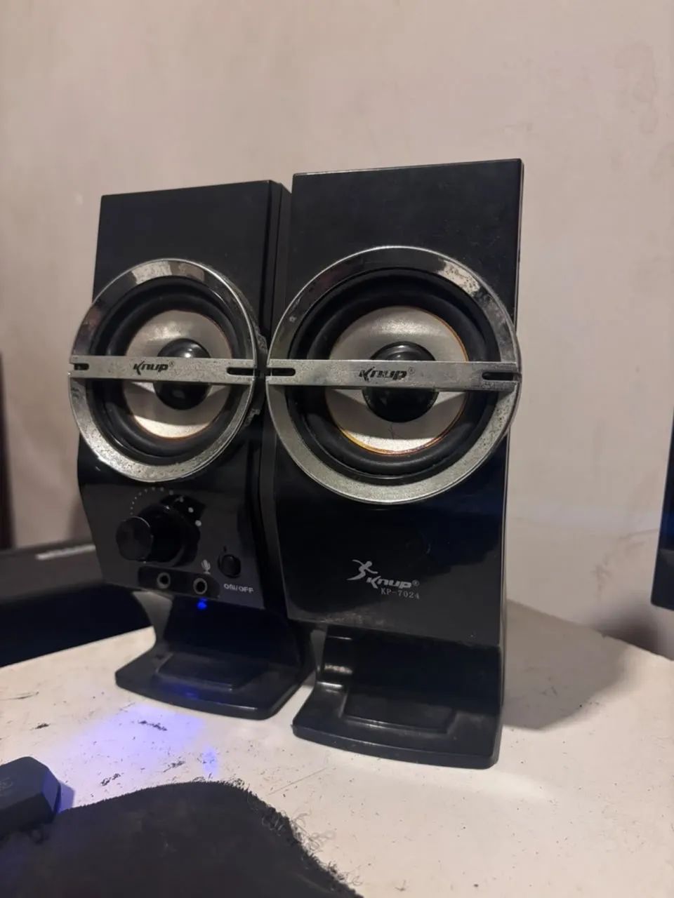 Vende-se caixinha de som pra pc - Foto 2