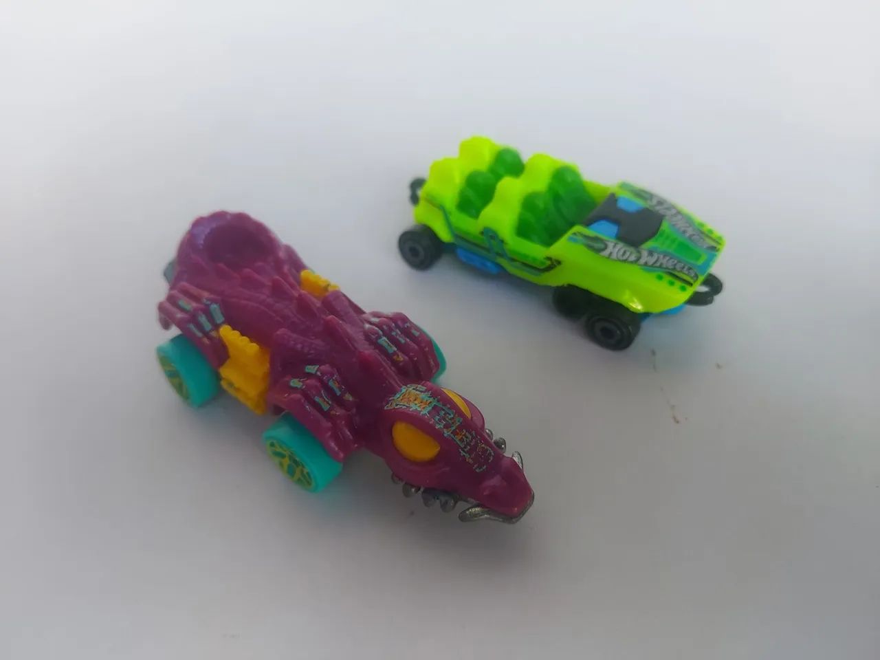  Lote com 6 hot wheels street beasts e outros modelos - Foto 5