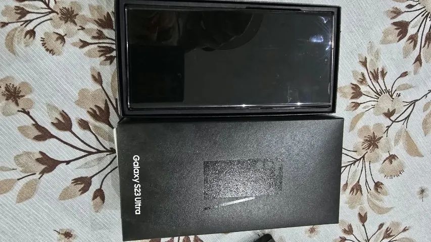 Samsung Galaxy S23 Ultra - 512GB - Foto 3