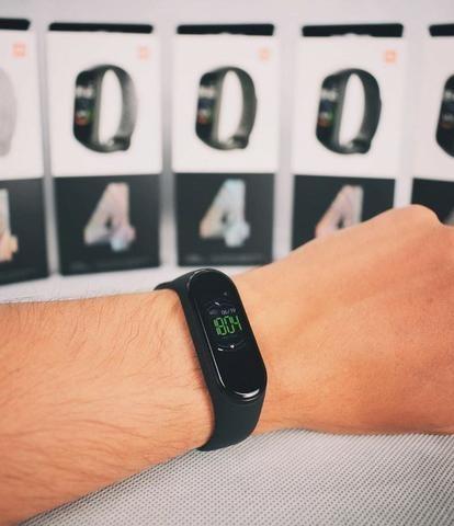 Xiaomi mi band 4