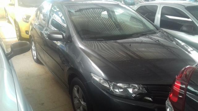 Honda/ City LX, automático, 2010/2011