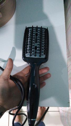 Escova alisante. Pega com cabelo molhado e todos os tipos de cabelo. - Foto 2