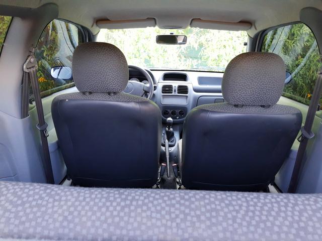 Renault clio 2011 apenas km 84.000 originais !! - Foto 10