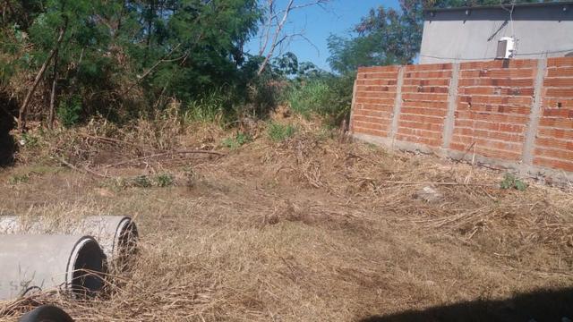 Vendo Casa Bairro São Francisco com 2/4 - Foto 2