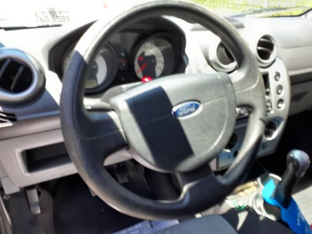 FORD FIESTA 2010 1.6 - Foto 7