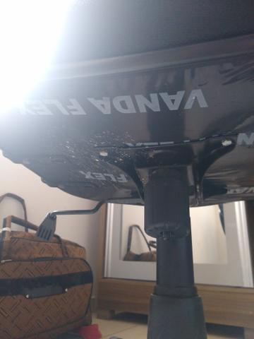 Cadeira de escritório Bem Conservada - Foto 5