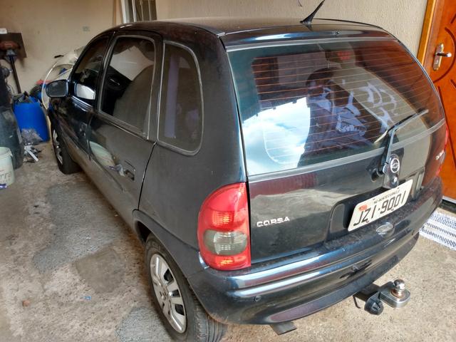 Corsa 1.6 ano 01 Hatch 4 portas completo menos direção - Foto 3
