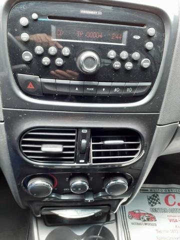 Strada Adventure CD Branca Adventure 1.8 2016, a vista por 49990,00 - Foto 8