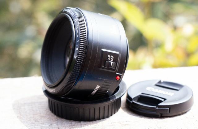 Objetiva Canon 50mm ef sem marcas, fungos ou avaria - Foto 2
