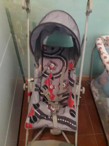 Berço usado e carrinho
