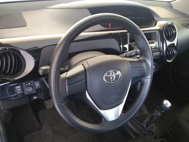 ETIOS Hatch X 1.3L Flex Manual 2019 - Foto 16
