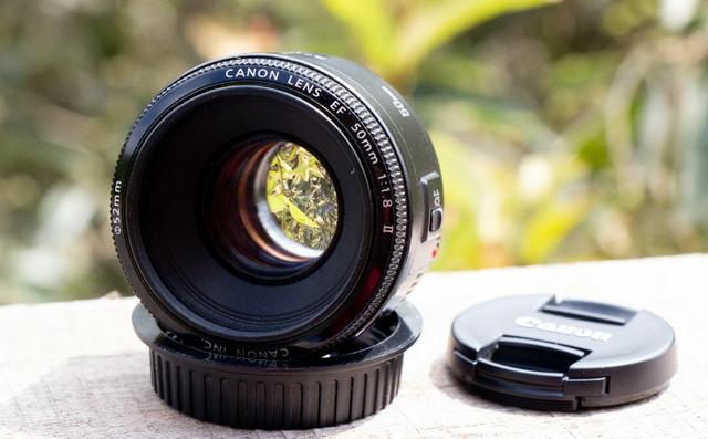 Objetiva Canon 50mm ef sem marcas, fungos ou avaria