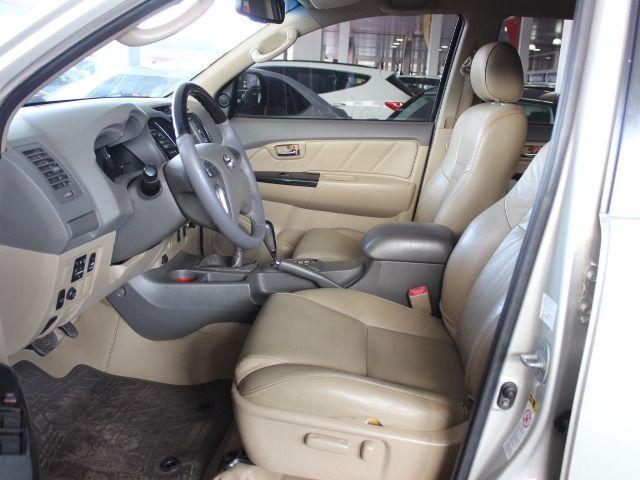 Hilux SW4 SRV D4-D 4x4 3.0 TDI Dies. Aut - Foto 6