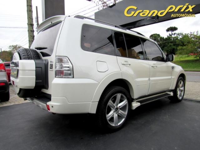 PAJERO FULL 2014 3.2 HPE 4X4 16V TURBO INTERCOOLER DIESEL 4P AUTOMÁTICA BRANCA COMPLETA - Foto 4