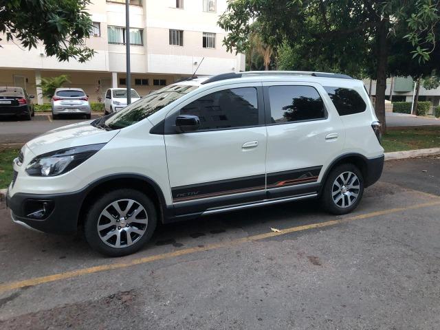 Vendo Chevrolet Spin Activ Automática - Foto 5