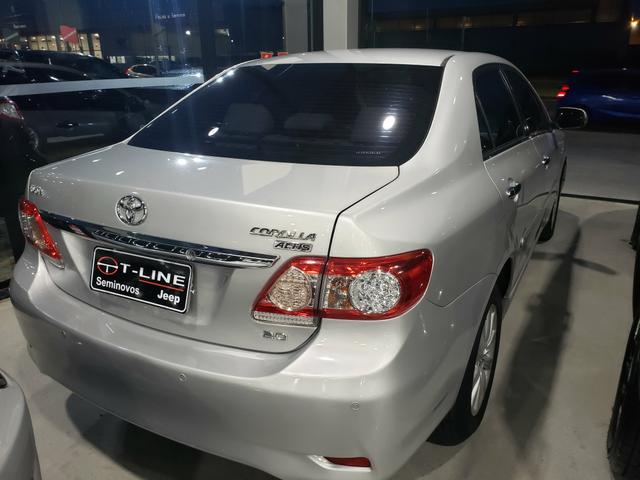 Corolla altis abaixo da tabela - Foto 12