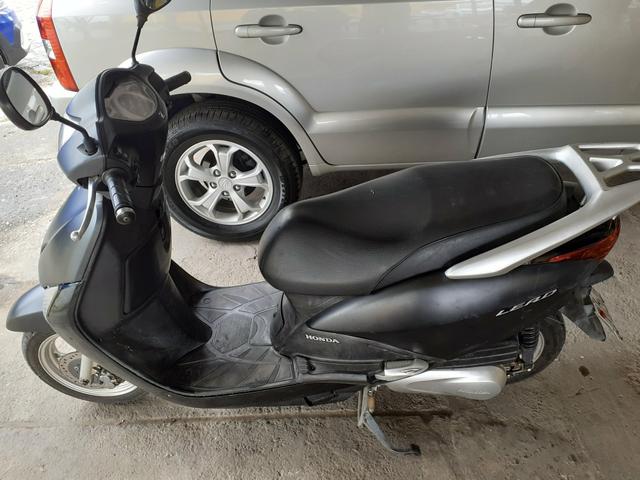 Honda lead