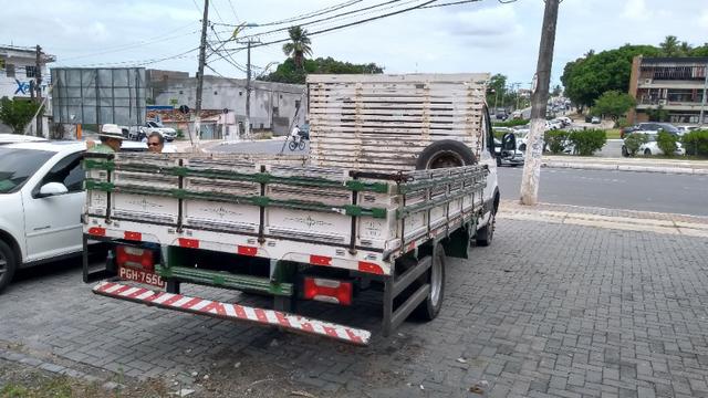 Vendo caminhão Iveco c55/17 12/13 cabine dupla com ar - Foto 10