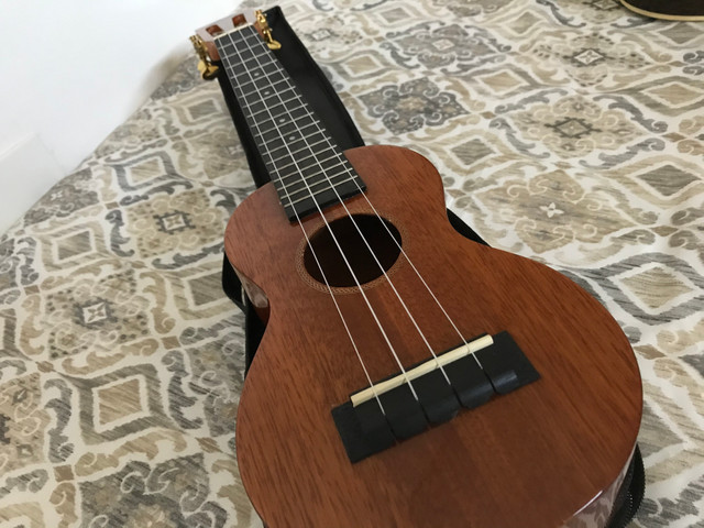 Ukulele Mahalo luxo, com capa - Foto 3