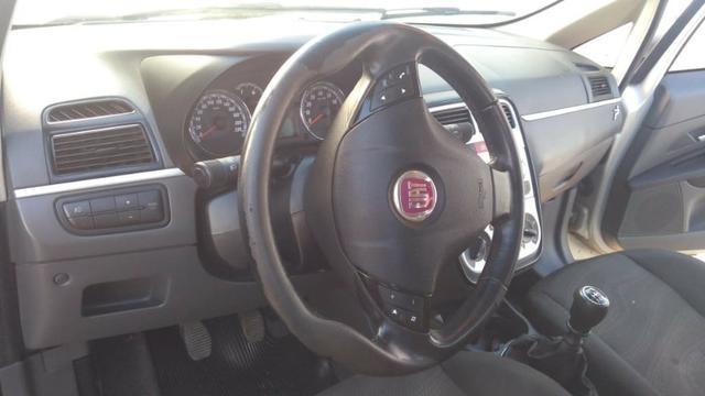 Fiat Punto ELX 1.4 2009/2010 Flex 8V, 5 portas, Cor prata - Foto 14