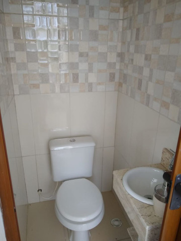 Casa em condomínio fechado, 3/4 um suíte c closet, piscina, área gourmet - Foto 16