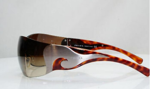 Óculos De Sol PRADA Vintage Feminino Autêntico Prada Escudo Flame Wave - Foto 5