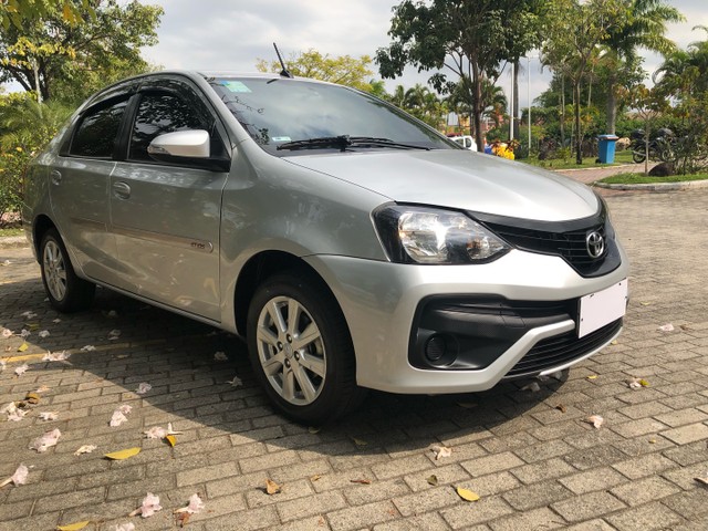 TOYOTA ETIOS SEDÃ XLS 1.5 2019/2020 C/ 14 MIL KM ÚNICO DONO