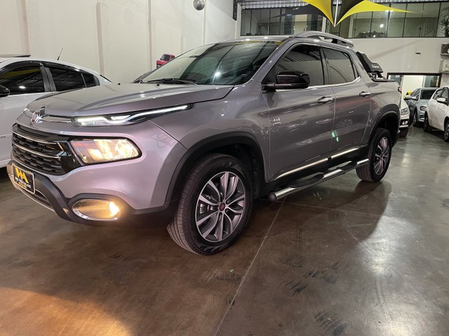 FIAT TORO VOLCANO 2021 COM 14 MIL KM