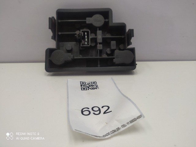 692 Soquete Lanterna Lado direito Citroen Xantia 1993 a 2002 - Foto 5