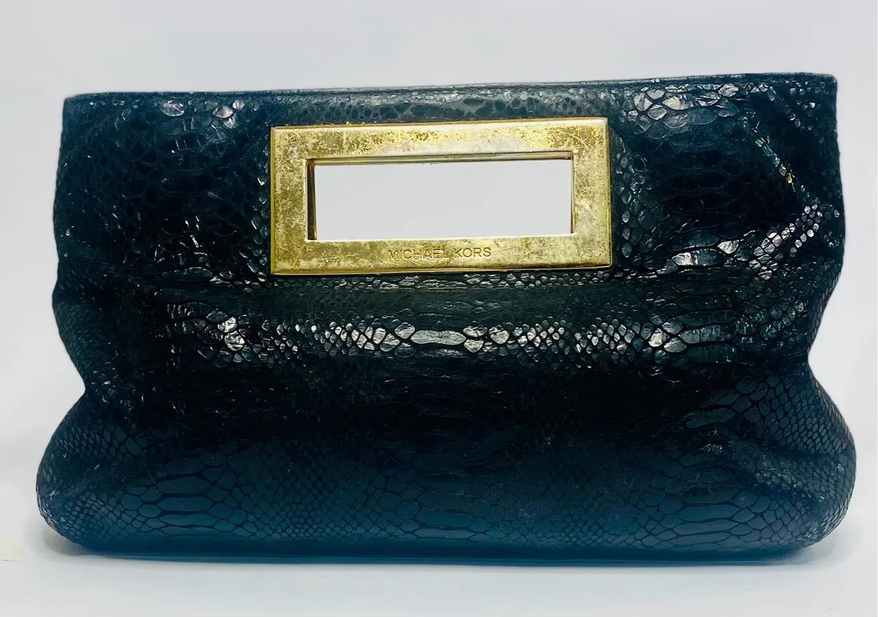 Bolsa de mão clutch Michael Kors Original preta croco  - Foto 2