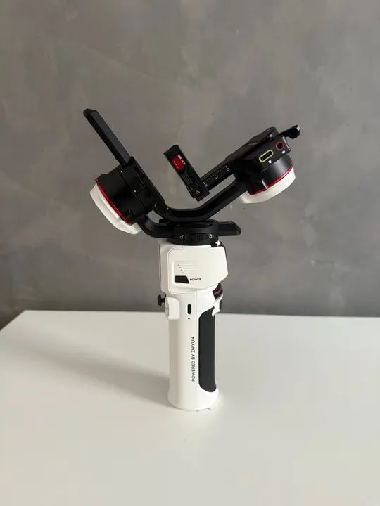Estabilizador Zhiyun Crane M3