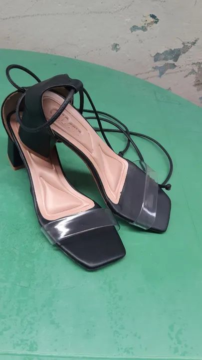 Sandália de Salto Alto Feminina com Amarração - Foto 2