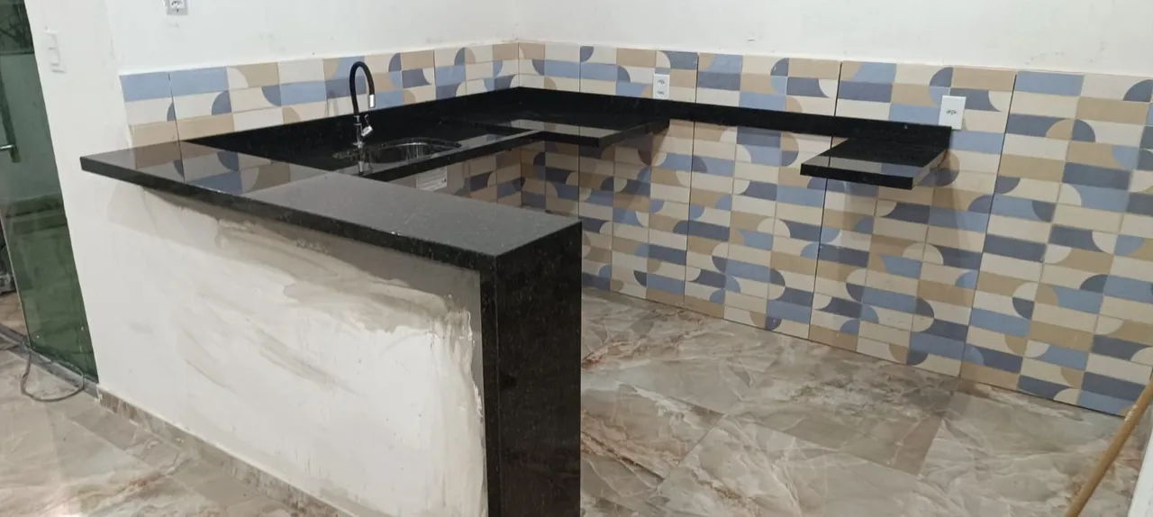 Balcão/Bancada para Cozinha em Granito preto